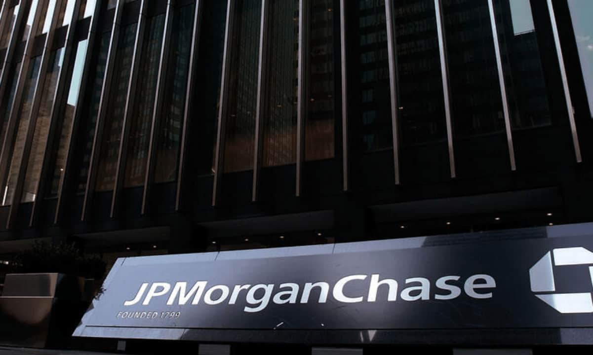 Просто в: JPMorgan открывает криптографические покупки с помощью карт Chase, нажав Coinbase