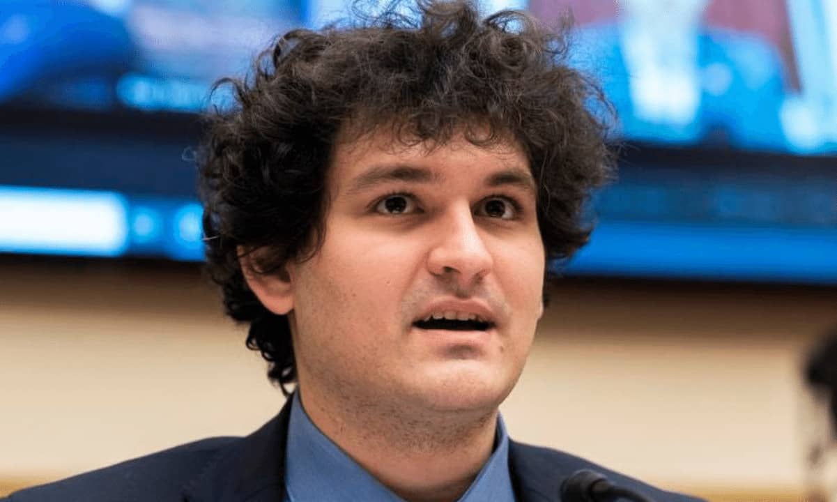 Твит SBF «gm» вызвал слухи о возвращении нового преступника-декса на основе Соланы